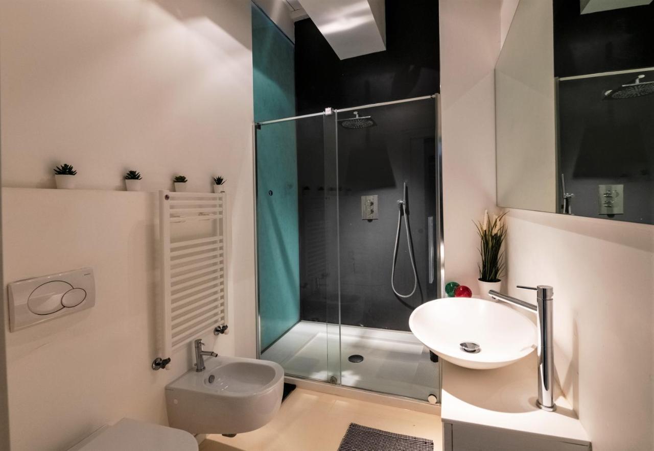 Charming Flat In Centro A Ferrara Con Posto Auto Villa Exterior photo